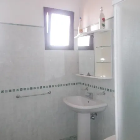 Bilocale Marine Baia By Nonsolomare Vacanze Srlu Apartment